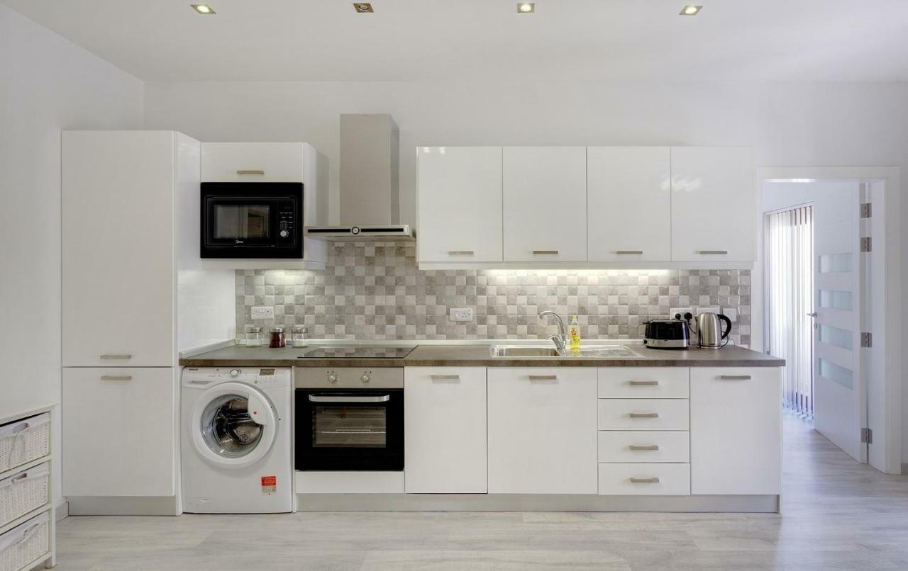 Splendid Apartment, Steps Away From The Sea Sliema Zewnętrze zdjęcie