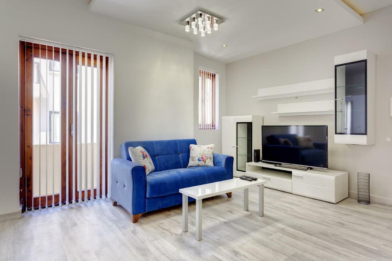 Splendid Apartment, Steps Away From The Sea Sliema Zewnętrze zdjęcie